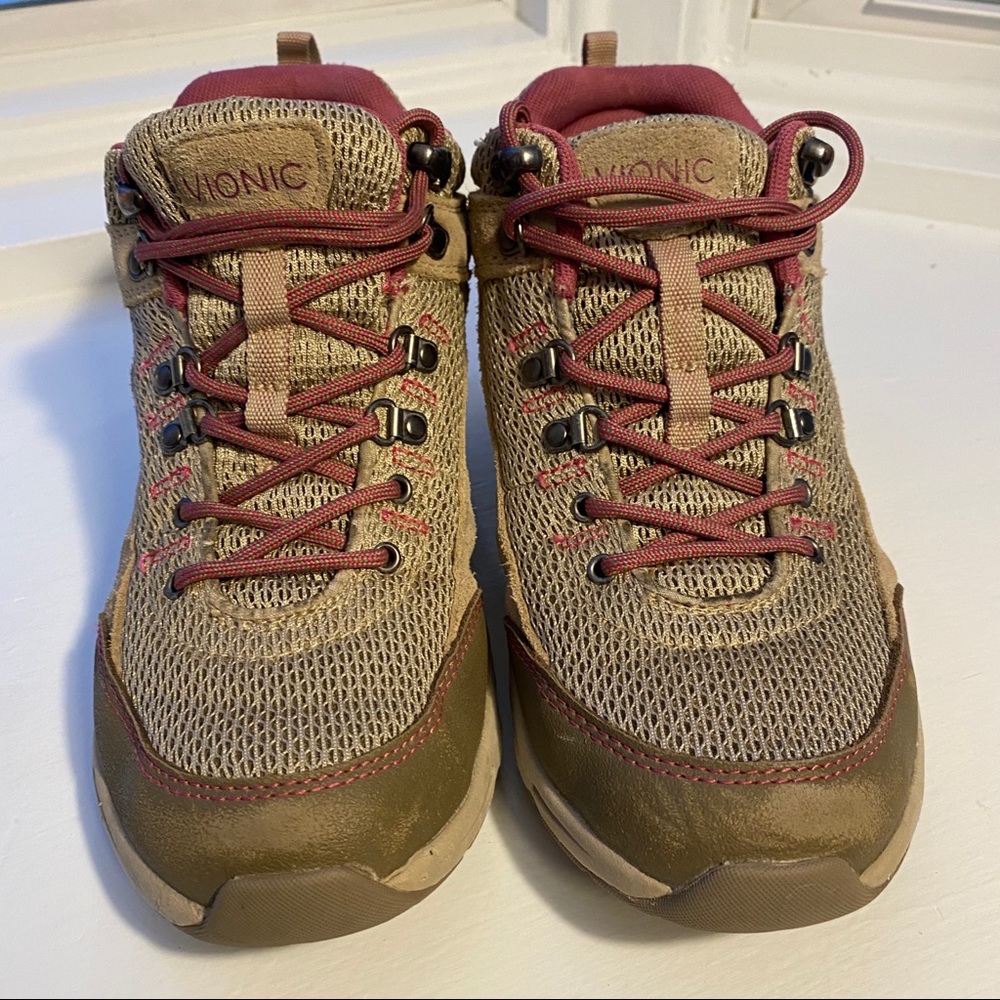 Vionic Cypress Water-Resistant Hiking Sneakers